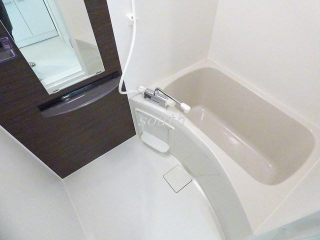 バス・シャワールーム　浴室乾燥機付きのお風呂♪