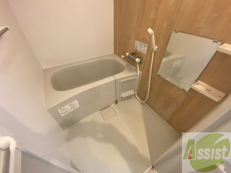 バス・シャワールーム　お風呂です！一日の疲れを癒してくださいね！