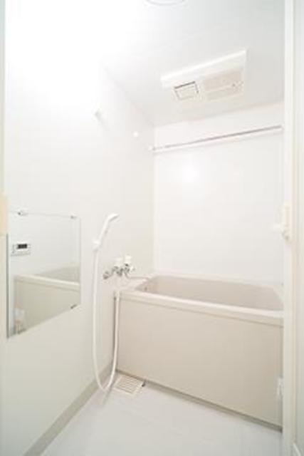 バス・シャワールーム　※写真は同タイプ住戸です。