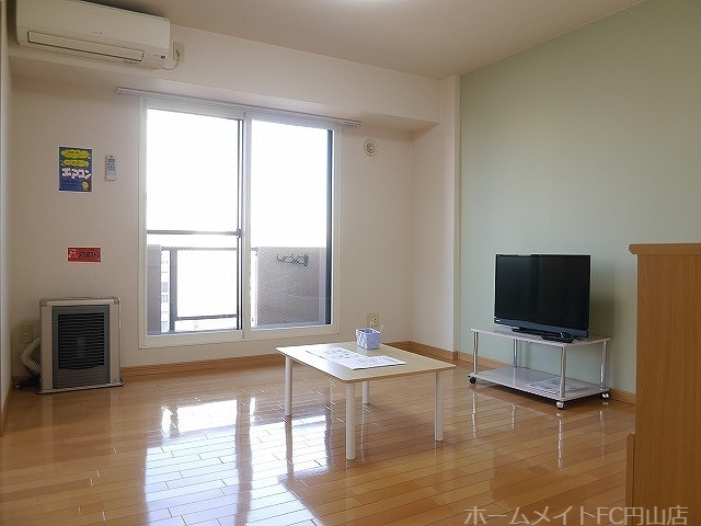 居室・リビング　※家具レンタル仕様