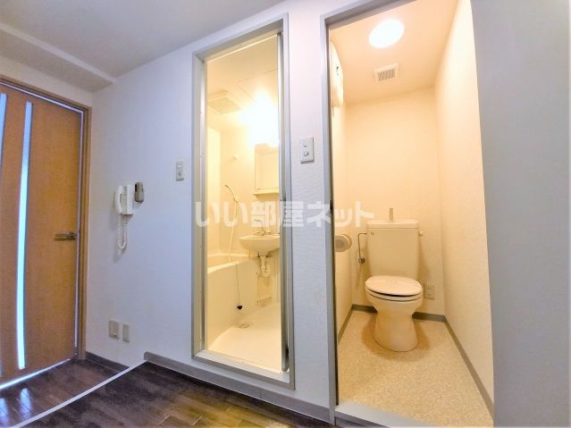 バス・シャワールーム