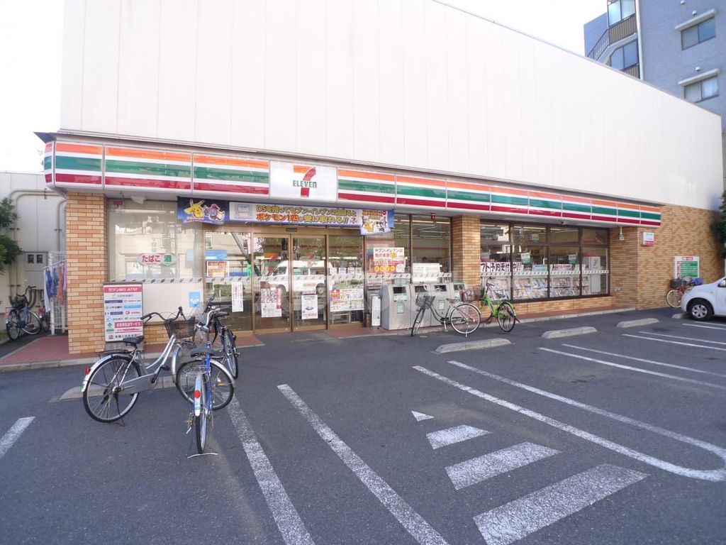 コンビニ　セブンイレブン足立東綾瀬3丁目店（コンビニ）まで330m