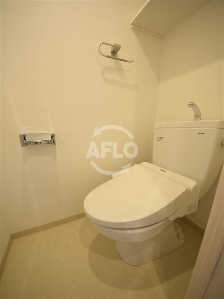 トイレ　スプランディッド本町東　トイレ