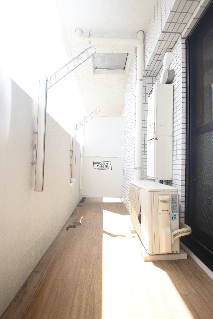 バルコニー　※別室の参考写真の為、現況優先です。