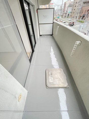 バルコニー　大きなバルコニーです