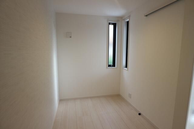 収納　別部屋参考写真となります