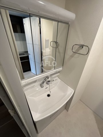 洗面設備　サンシエロ東今里　独立洗面台