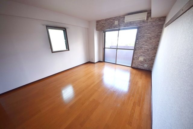 居室・リビング　★洋室です★