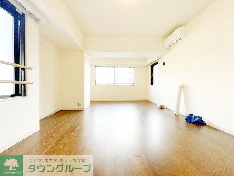 居室・リビング　お問合せは(株)タウンハウジング東京へ