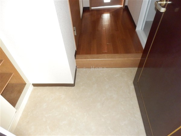 玄関　シューズボックス付き玄関