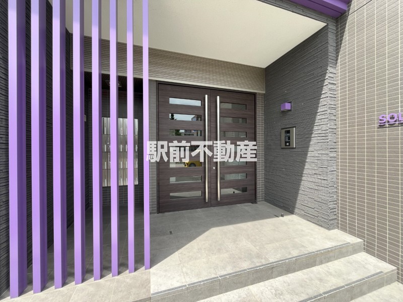 エントランス　タイプは１ＬＤＫ２つ有り