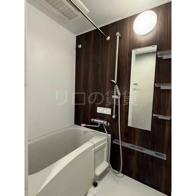 バス・シャワールーム　別室参考写真