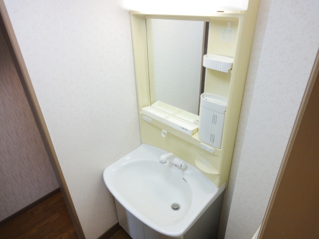 洗面設備　同物件別号室の写真です。