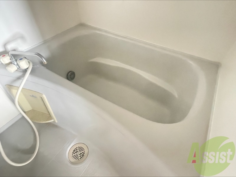 バス・シャワールーム　浴室です、ここで一日の疲れをいやせますね。