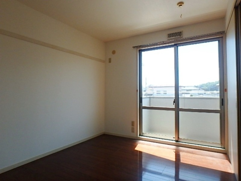 居室・リビング　図面と現状に相違がある場合には現状を優先