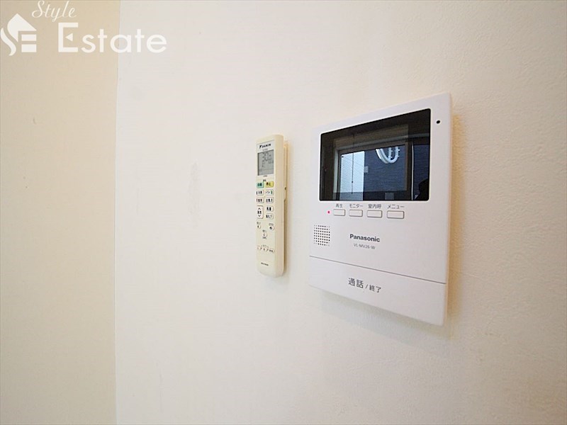 セキュリティ　モニター付きインターホン