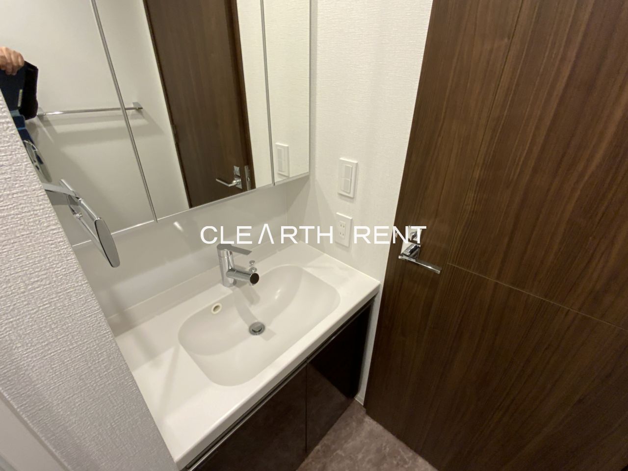 洗面設備　人気設備の独立洗面台