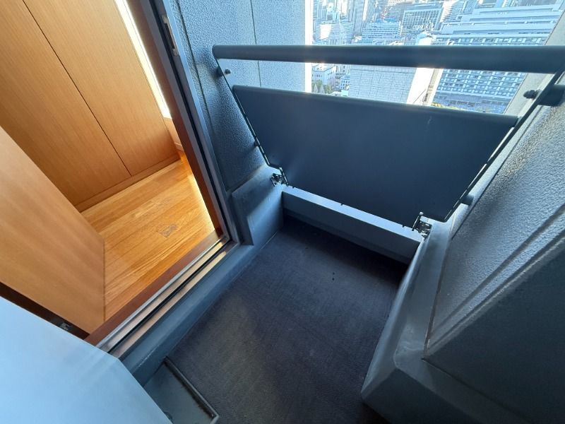 バルコニー　バルコニーがあります