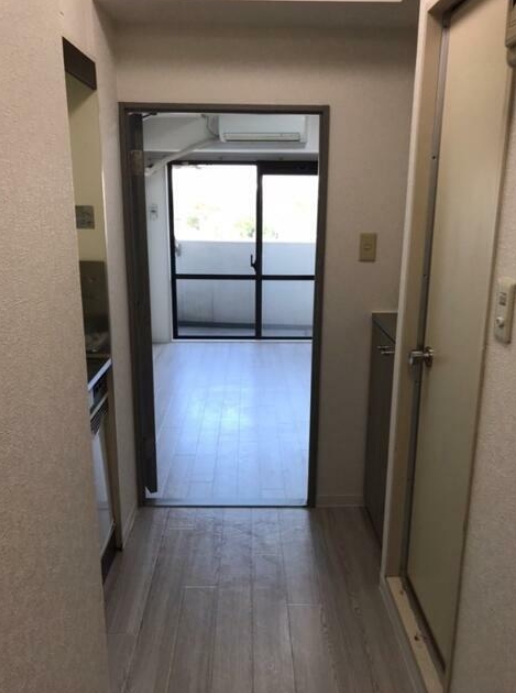 玄関　※別部屋参考写真☆玄関から☆