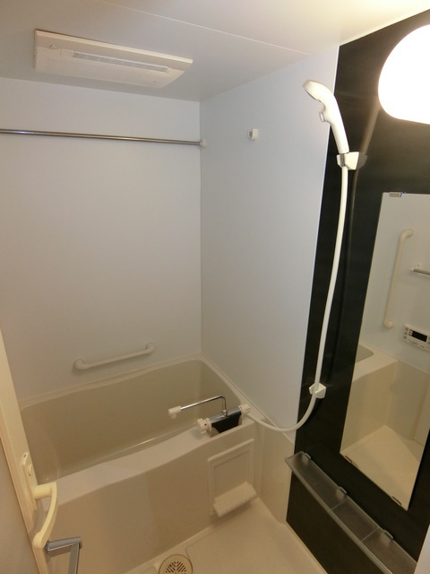 バス・シャワールーム　バスルーム