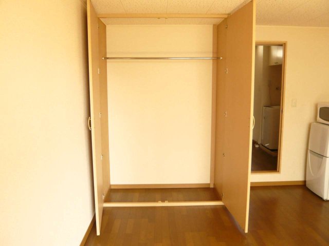 その他部屋・スペース　大型クローゼット完備です。
