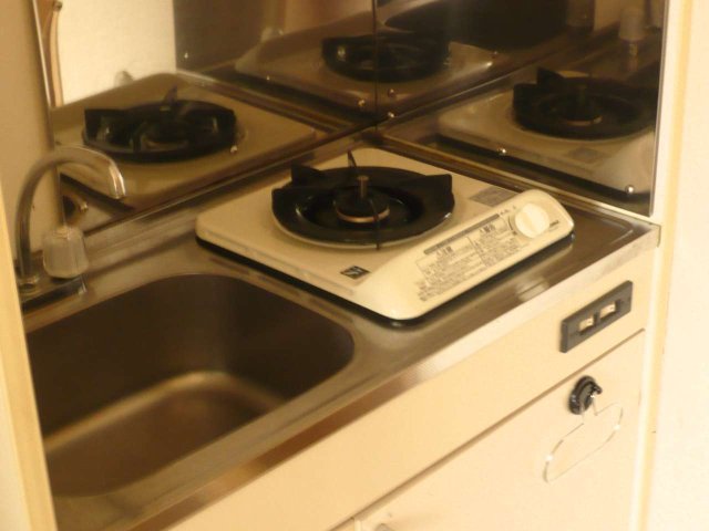 キッチン　コンパクトで使いやすいキッチンです。