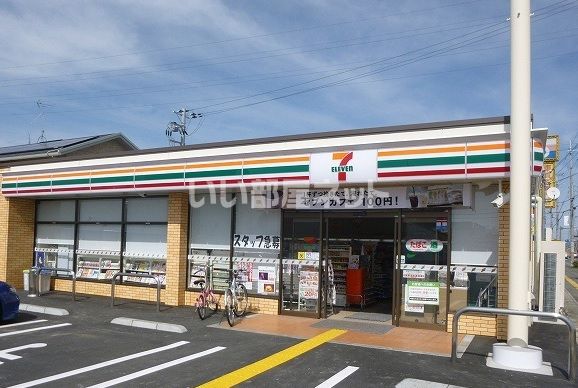 コンビニ　セブンイレブン 大和郡山小林町西店（コンビニ）まで643m