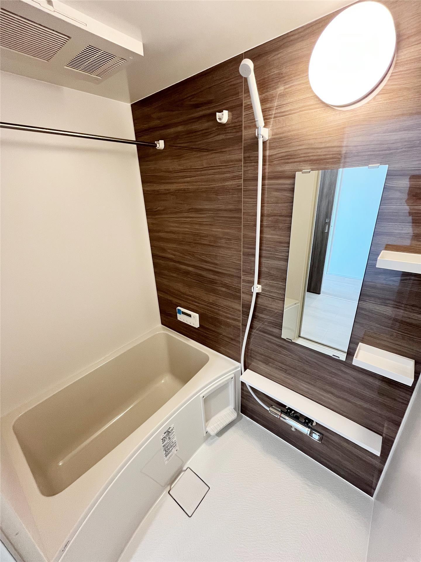 バス・シャワールーム