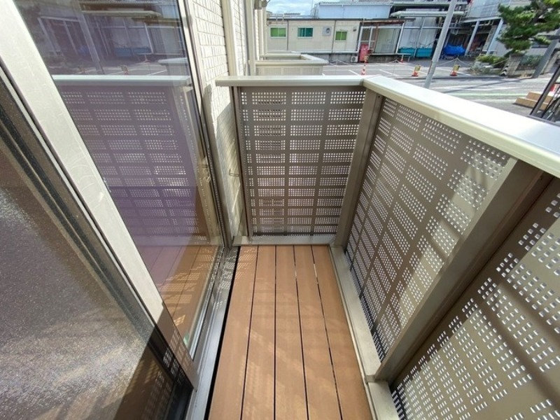 バルコニー　図面と現状に相違がある場合には現状を優先