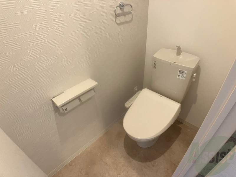 トイレ　トイレです。ウォシュレット付を探している方、おすすめです。
