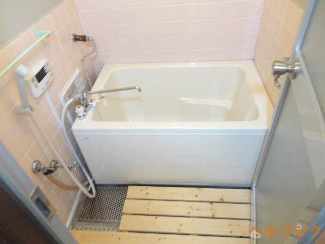 バス・シャワールーム　バス