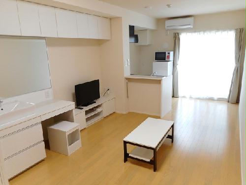 居室・リビング　窓側