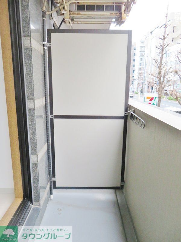 バルコニー　バルコニー