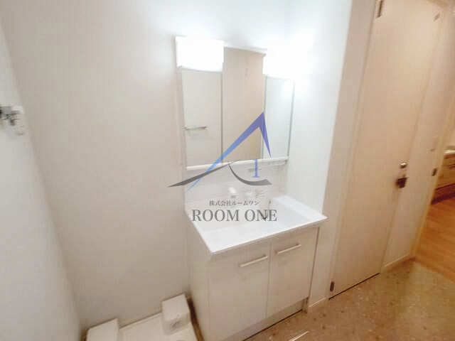 洗面設備　洗面台です。