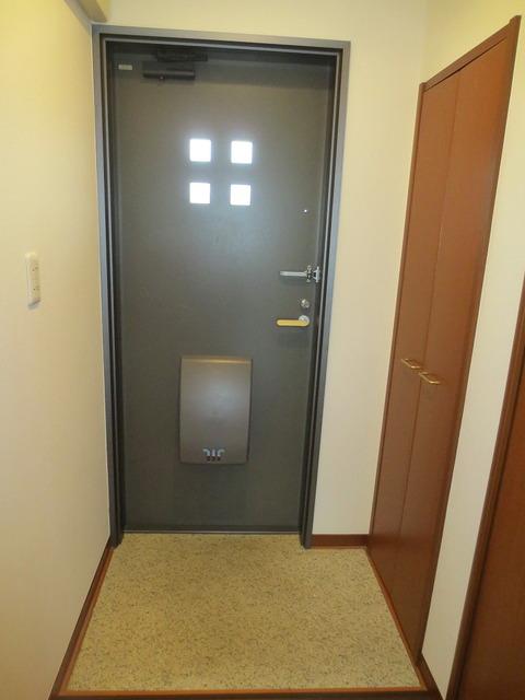 玄関　※別室参考写真