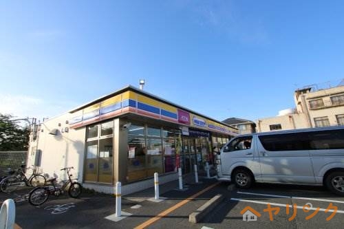 コンビニ　ミニストップ　名古屋康生通店（コンビニ）まで438m