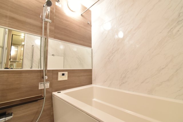 バス・シャワールーム　居住中のため別部屋参考