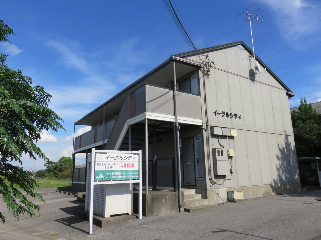 エントランス　建物外観