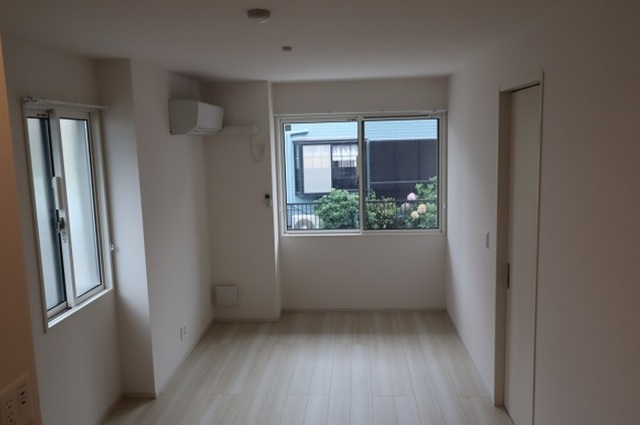 居室・リビング　ゆったりリビングで団欒を