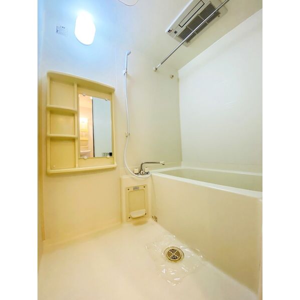 バス・シャワールーム　※別室の参考写真の為、現況優先です。