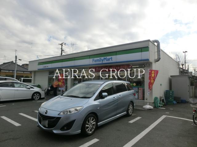コンビニ　ファミリーマート足立東綾瀬一丁目店（コンビニ）まで72m