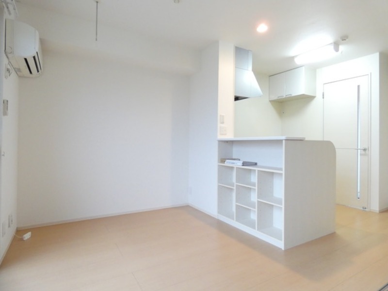 居室・リビング　図面と現状に相違がある場合には現状を優先