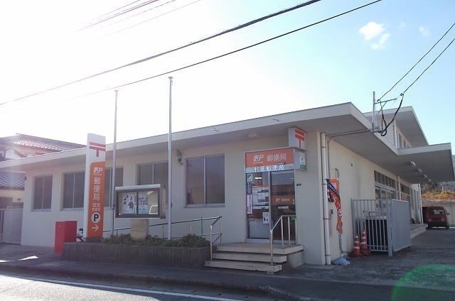 郵便局　恒見郵便局（郵便局）まで1300m