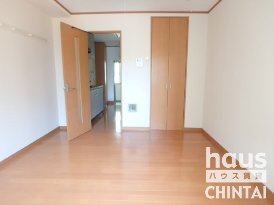 居室・リビング　■反転タイプの参考画像です。