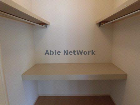 収納　ウォークインクローゼット