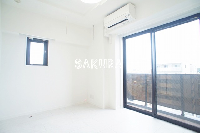 居室・リビング　開放感のあるゆったりとしたお部屋です♪