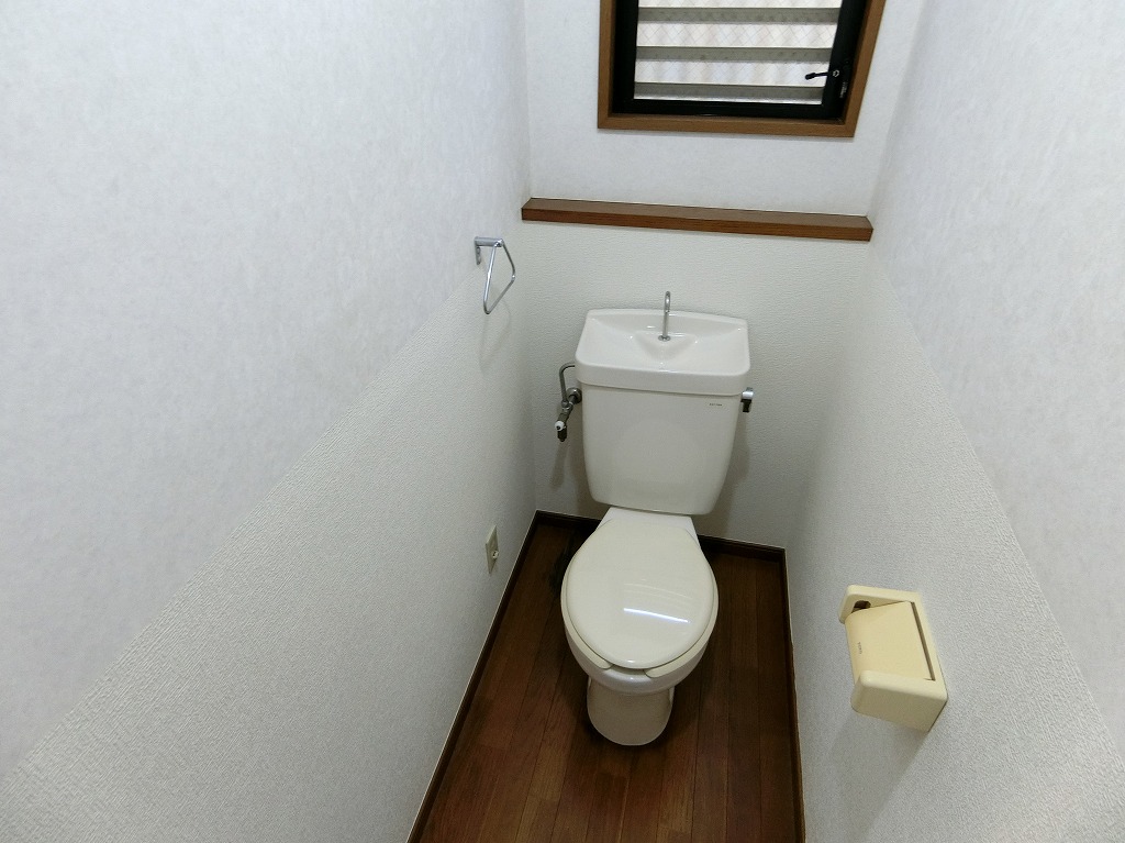 トイレ　トイレ内コンセントあり