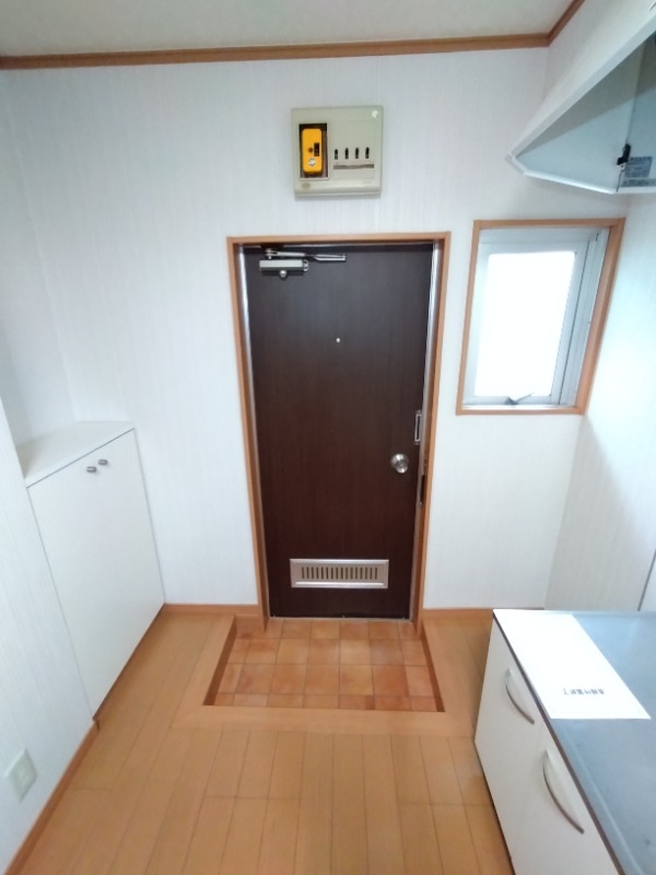 玄関　別部屋参考写真