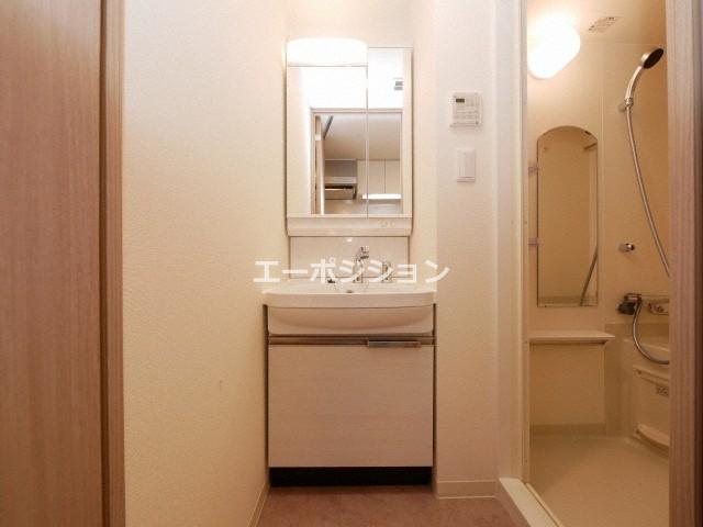 洗面設備　エステムコート四天王寺夕陽丘II