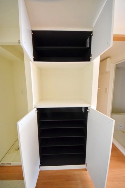その他設備　♪上下に分かれた靴箱は使い勝手良し、収納力良し♪